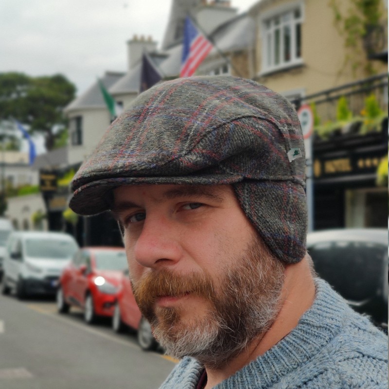 Traditional Irish Tweed Flat Cap - Green Red Blue Tartan / Plaid / Check - 100% Wool - Padded - With Foldable Ear Flaps -HANDMADE IN IRELAND