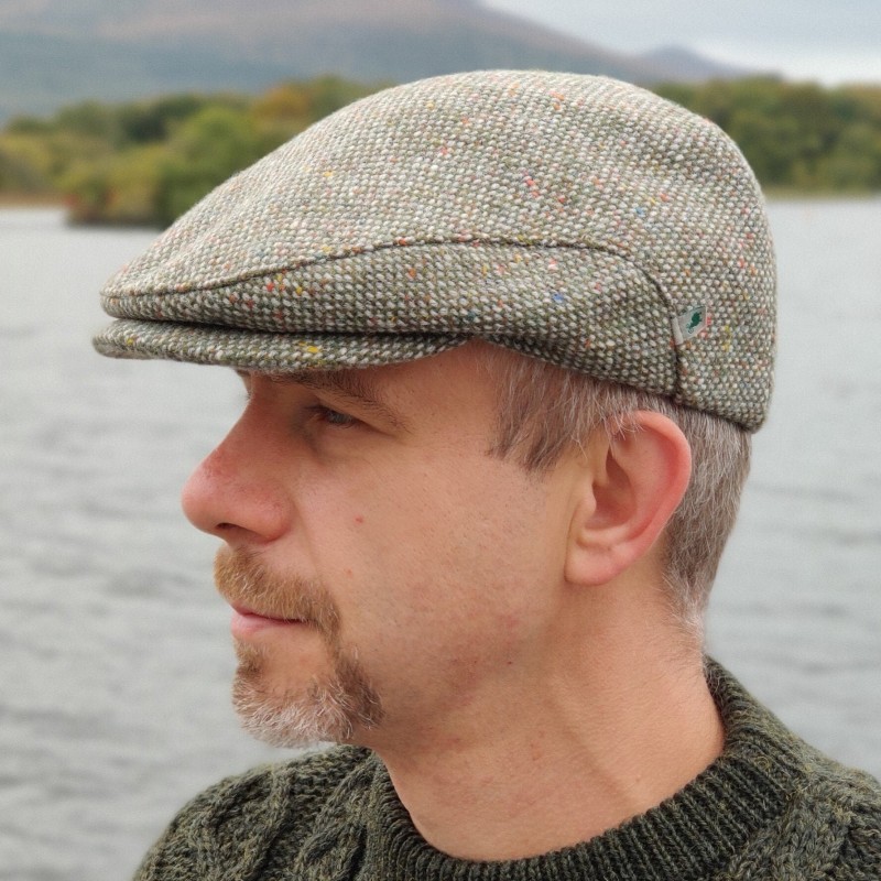 Traditional Irish Donegal Tweed Flat Cap - Classic Green Grey Fleck / Speckled - 100% Pure New Wool - Padded / Quilted - HANDMADE IN IRELAND